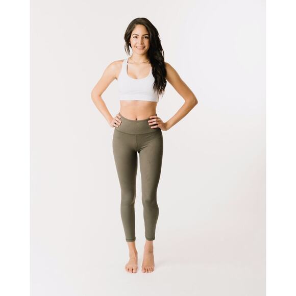 Zyia Active Forest Foliage Light n Tight 7/8 Length Leggings Olive Green Sz 6-8 - Picture 2 of 11